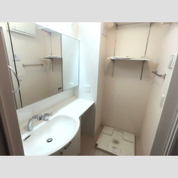 アミ・クール 洗髪洗面化粧台