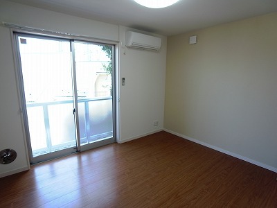 リブリ・上の宮1階 部屋その他