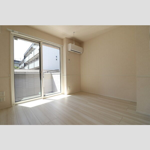 フローリッシュ武蔵浦和 リビング