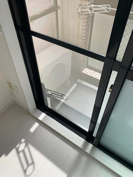 キャトルセゾン清新303号室 バルコニー