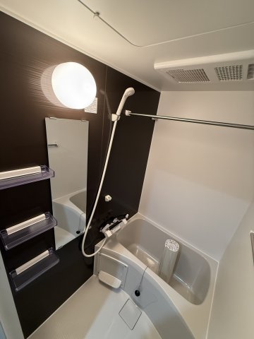 アクアリーヴ東海岸102号室 お風呂