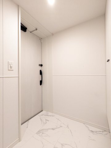 フラッフィー日本橋浜町0303号室 玄関