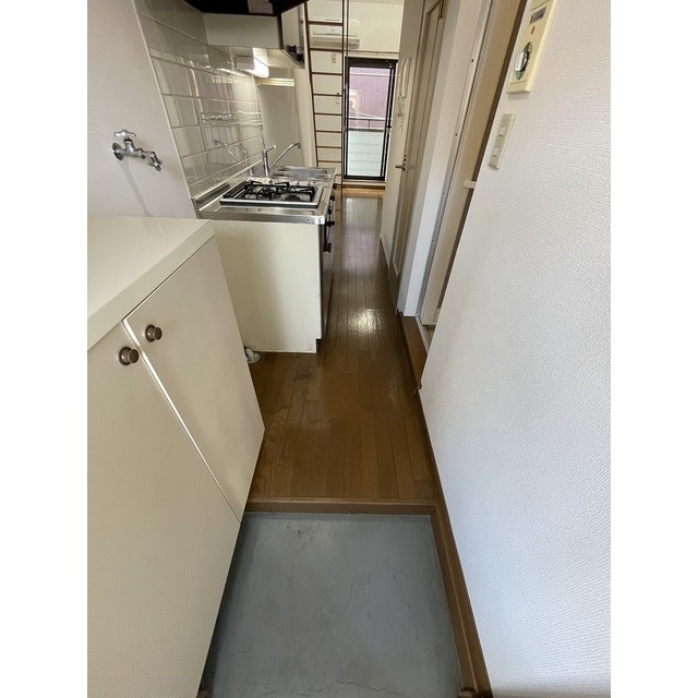 ヴィラアルフォンスYS 玄関収納