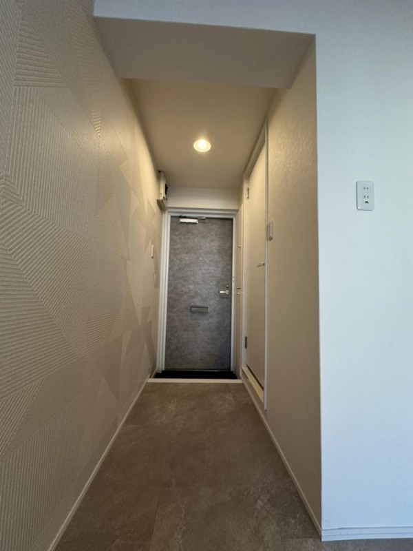 フローラル千歳台2階 玄関