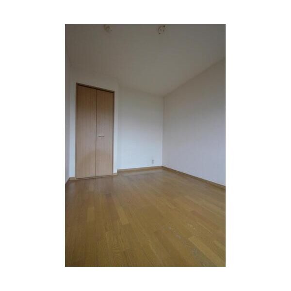 メゾン・ド・ルミエール203号室 リビング