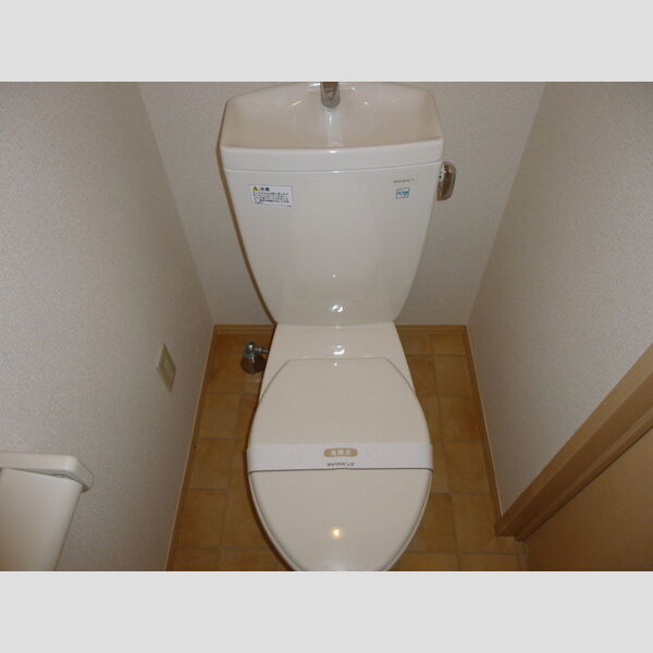 マグノリアコート101号室 トイレ