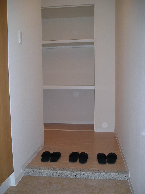 Rain　Palace　E-14階 玄関