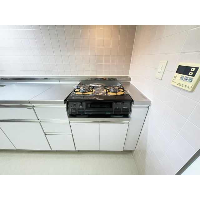 ルクレ川口イースト0201号室 コンロ