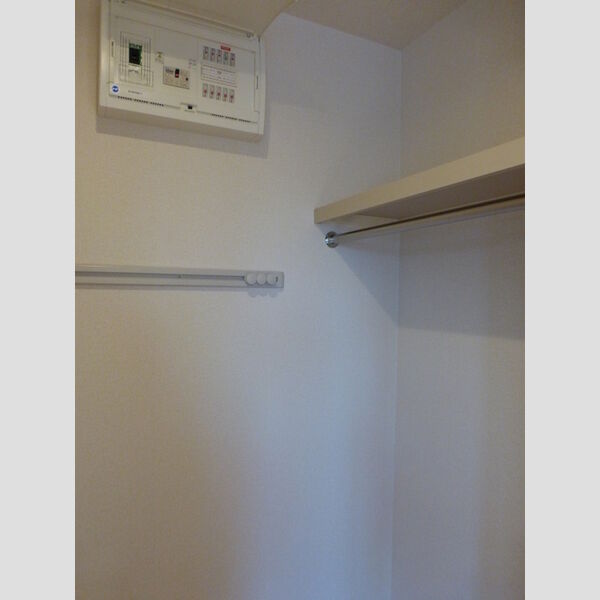 シャルム　B208号室 ウォークインクローゼット