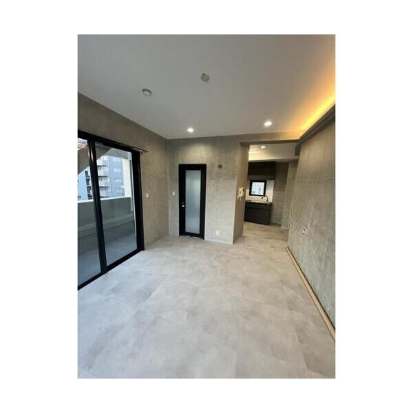 Win駒場 リビング