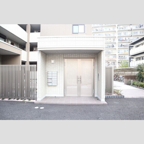 クレスト川口101号室 エントランス