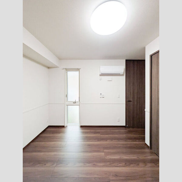 ノーブルパレス芝中田303号室 洋室