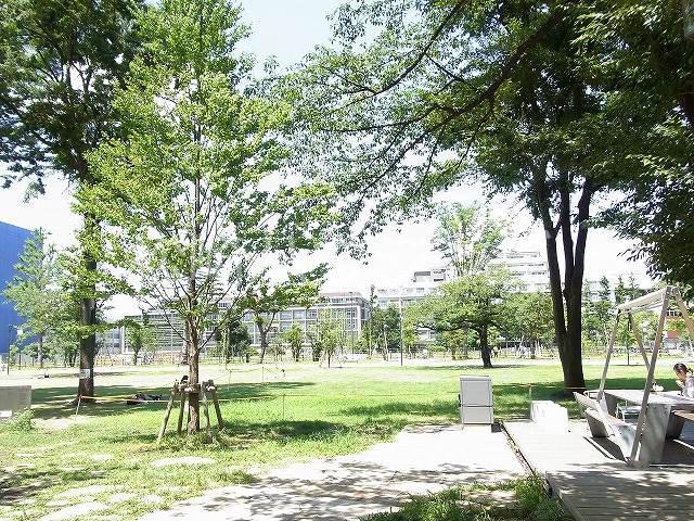 中野ハイム1階 中野区立中野四季の森公園