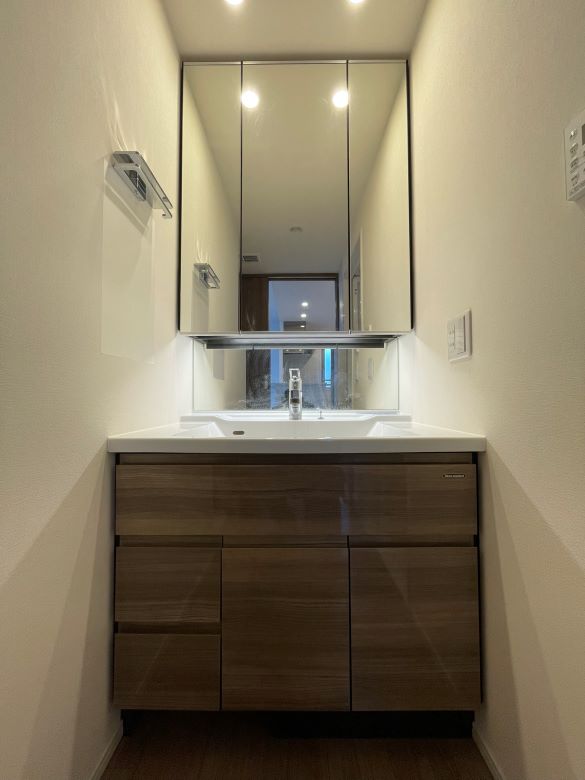 ガーラ・レジデンス川口並木パークサイド4階 洗面
