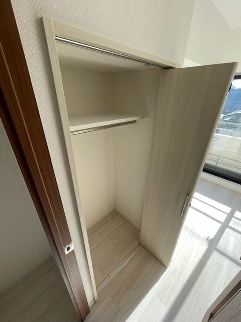 カテリーナ梅ヶ丘3階 収納