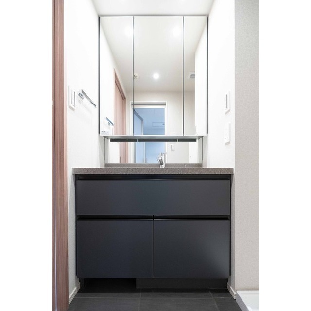 インプルーブ外苑0202号室 内観