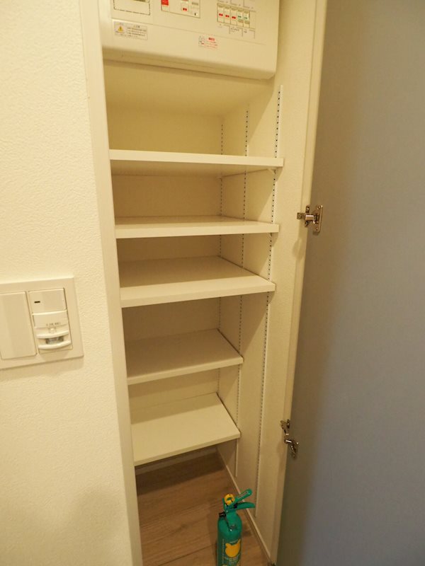 レジディア上野池之端8階 収納