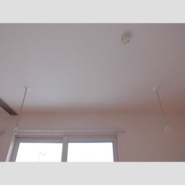 スカイハイム 室内物干