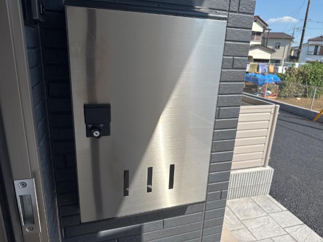 クレシア　-Crecia-202号室 宅配ボックス