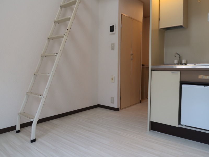 アップルハウス梶ヶ谷2階 内観