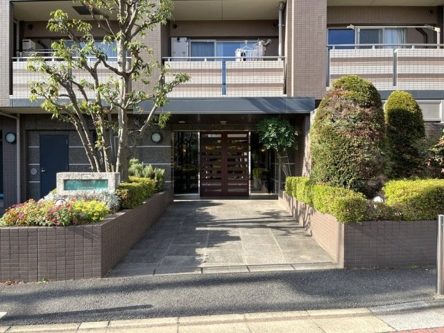 日神デュオステージ上北沢 エントランス