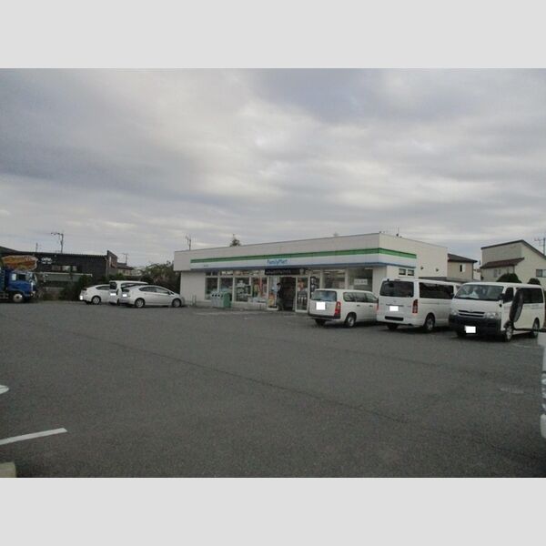ロイヤルコート小倉103号室 ファミリーマート千葉小倉町店(399m)