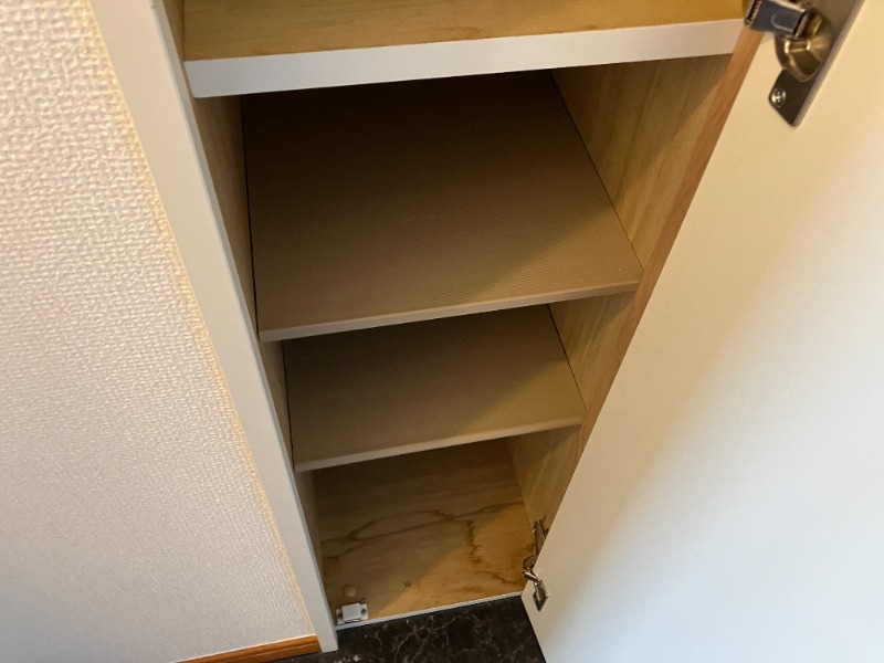 プランドール鶴間1階 玄関