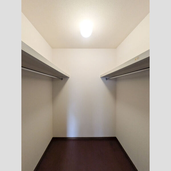 ベルデュール　弐番館102号室 収納