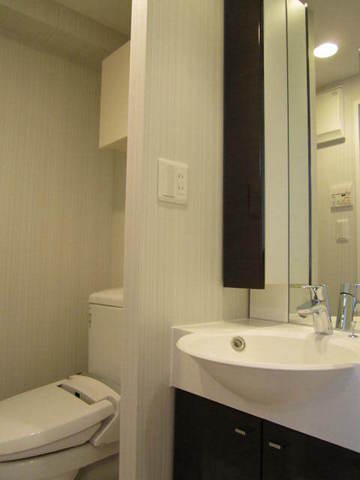 ガーラ・ヴィスタ横濱西口 シャワートイレ