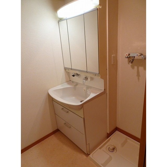 グランデュール千鳥 別部屋写真