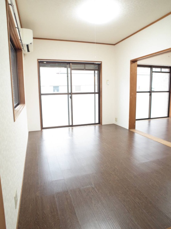 ドゥエル　イースト1階 間仕切りを開けると圧巻の空間が広がります