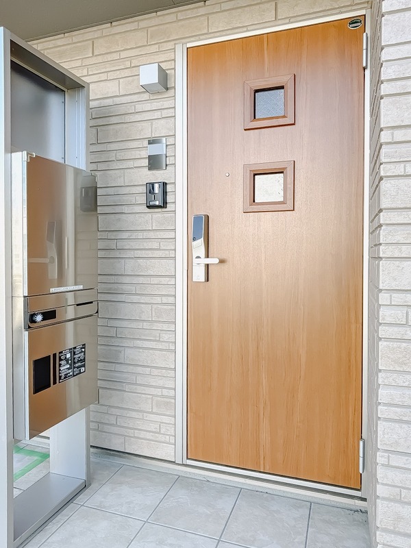 アイビスコートⅡ1階 玄関