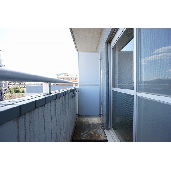 ドウェル砂川0403号室 バルコニー