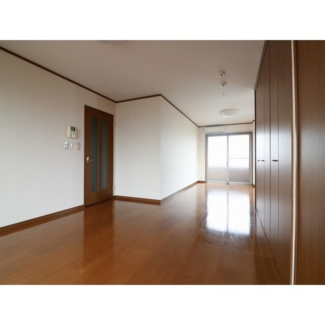 アンプルール PalaceA403号室 リビング