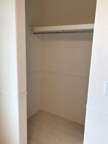 ケイ・フォレスト クローゼット