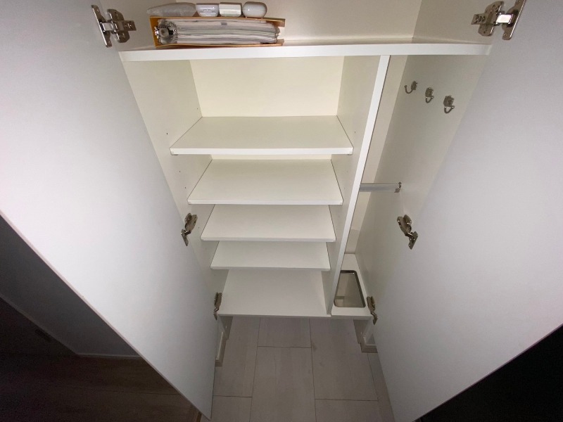 CREALpremier大島4階 下足入れ