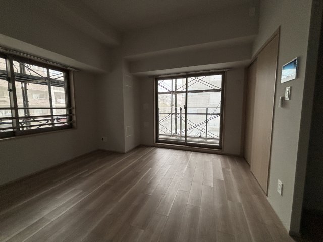 グランディアラフィーネ906号室 リビング