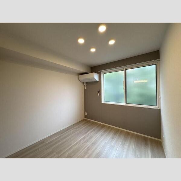 セレスティア扇Ⅲ203号室 洋室