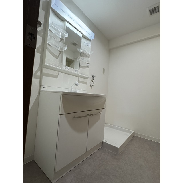 サン・ファミーユ 内観