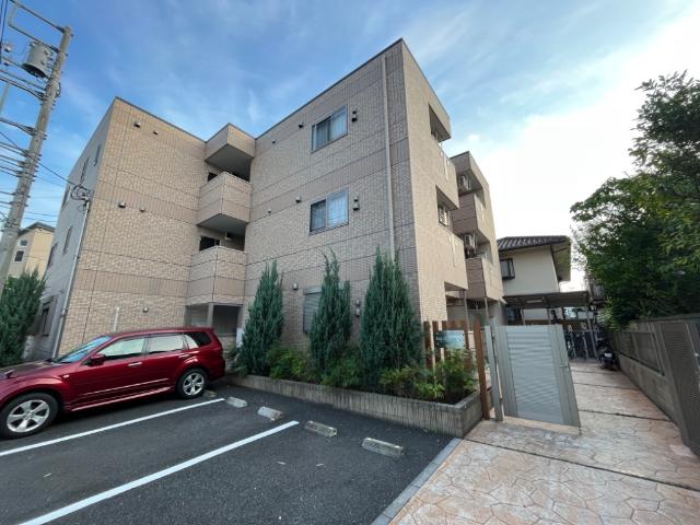 サン・グレース半田 外観写真（昼）