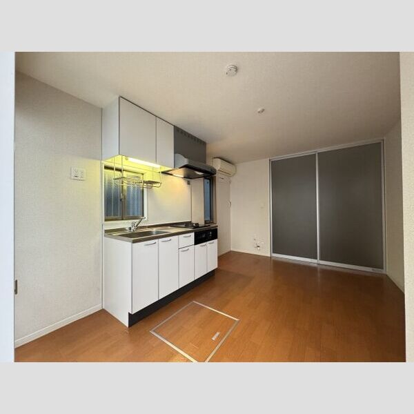 サザンカ ゆとりのダイニング♪