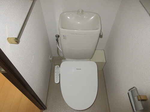 メルローズスクエア武蔵小金井3階 トイレ　※内装後2026年3月撮影の写真