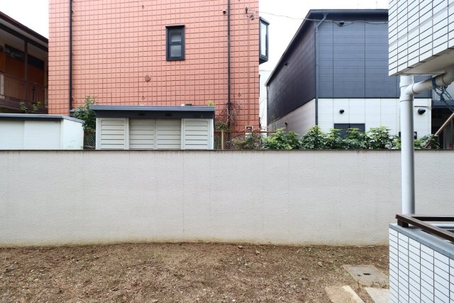 プラザ新川崎1階 展望