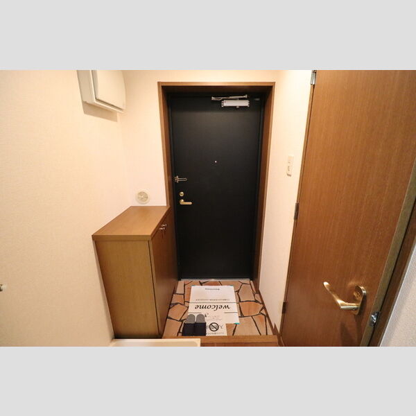 クリエイティブ12 玄関