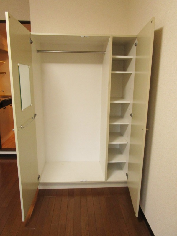 T・M・C　GreenGarden7階 収納