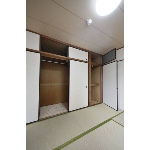 第14明智ビル 収納