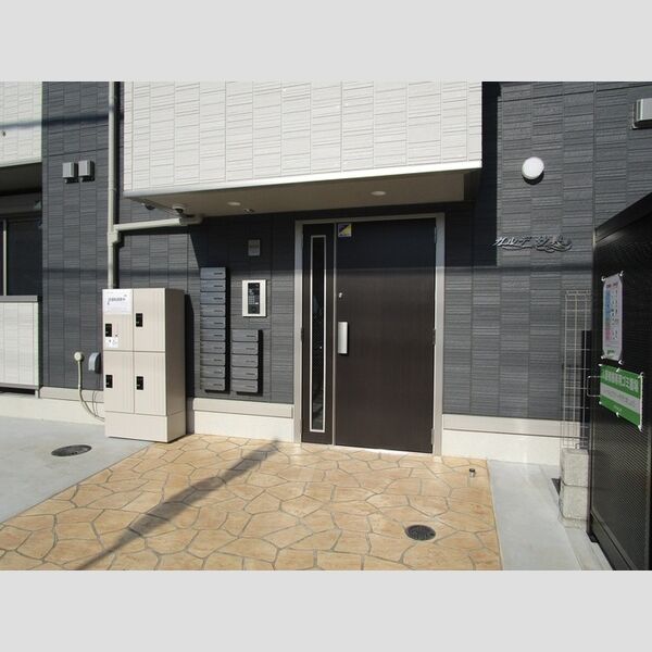 ガルデ妙典103号室 エントランス