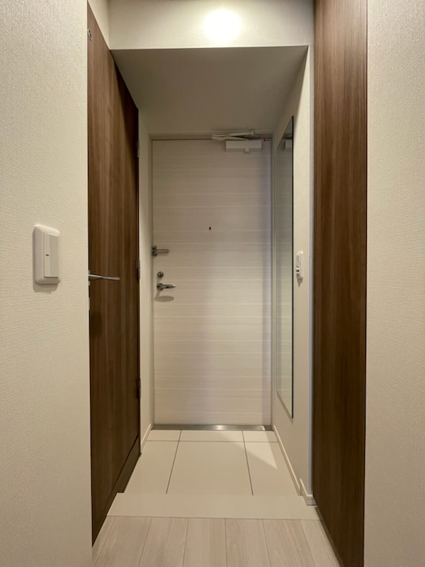 ガーラ・グランディ川口並木7階 明るい玄関です