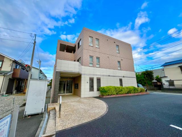 グランドパレス 外観写真（夜）