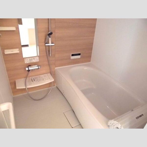 ロハス宮本町303号室 追い焚き機能付き一坪風呂